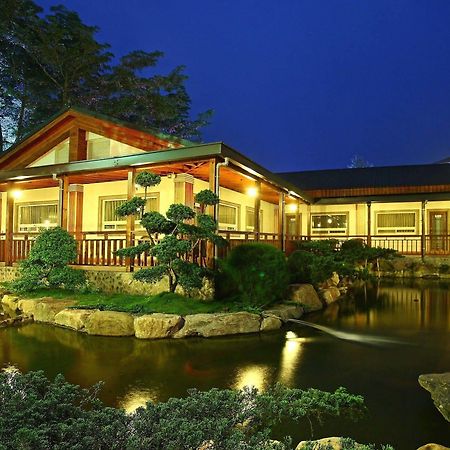 Flying Villa Nantou Exterior foto